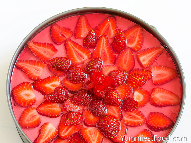 Strawberry Cheesecake - Making - Step 3