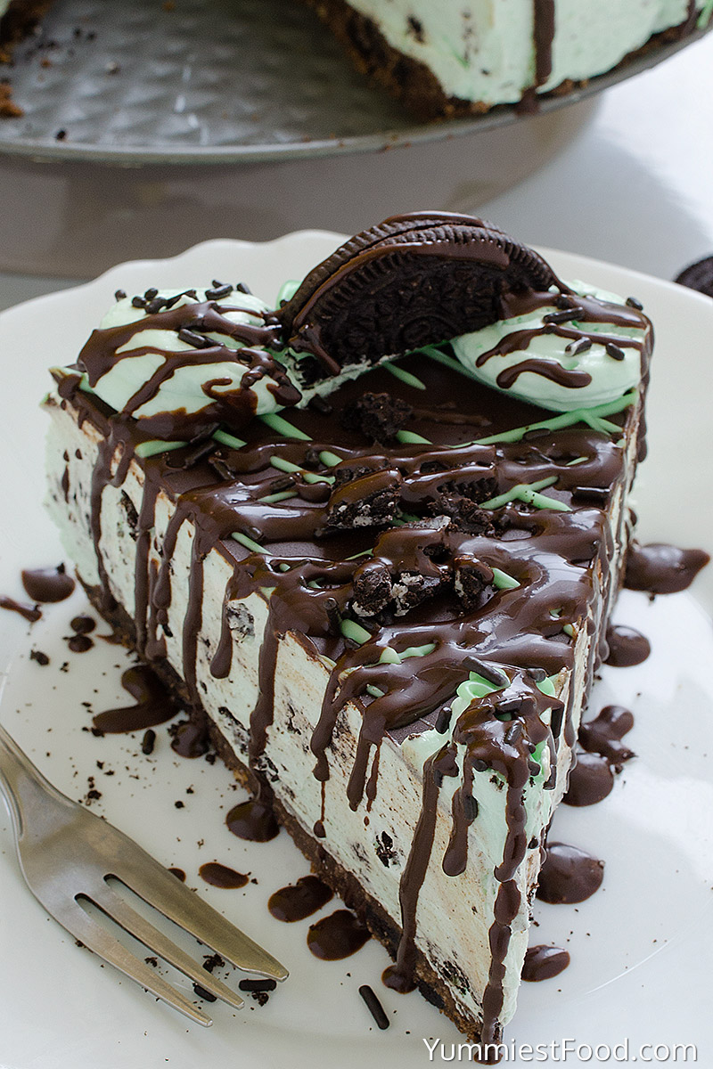 Oreo Mint Cheesecake - Served on the Plate