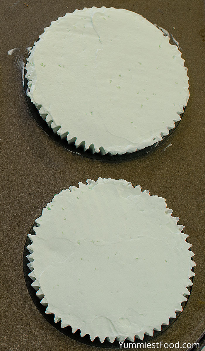 The Best Mini Mint Cheesecake - Making - Step 01