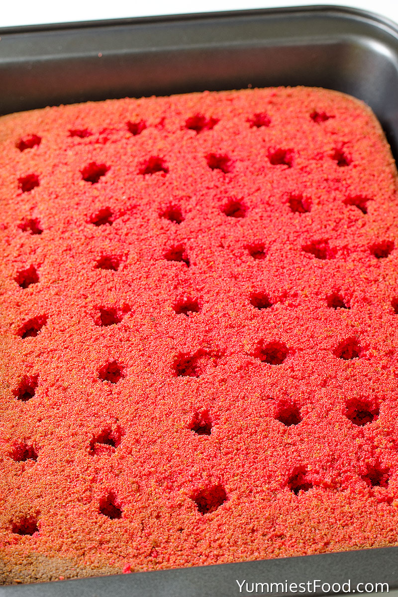 Christmas Red Velvet Poke Cake - Making - Step 1