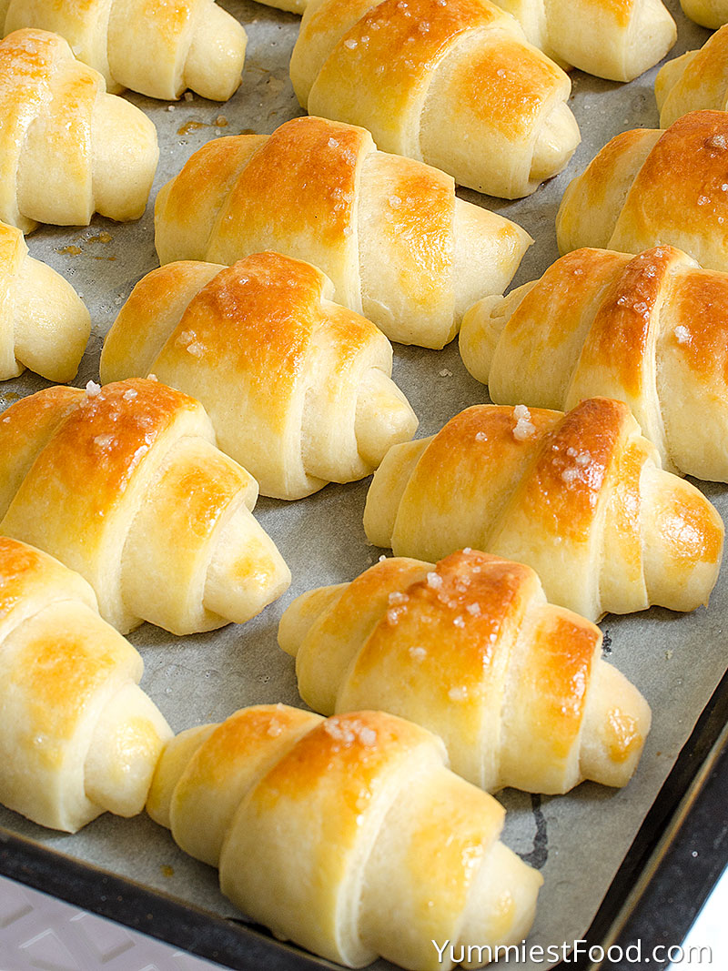 Dinner Rolls - Hot from the Oven