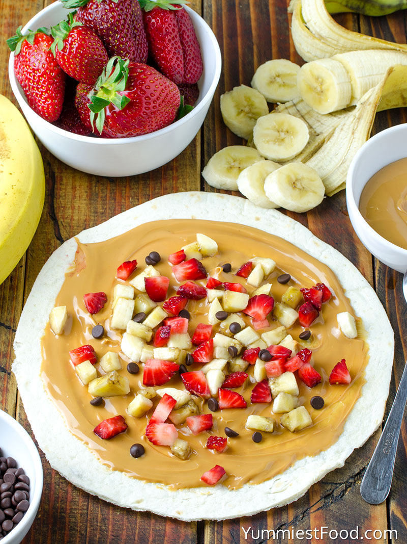 Healthy Peanut Butter, Strawberry, Banana Wrap - Making - Step 1