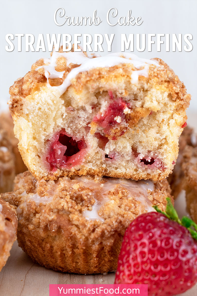 Crumb Cake Strawberry Muffins Recipe - 2 Muffins