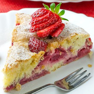 Strawberry Cake - Featured Image