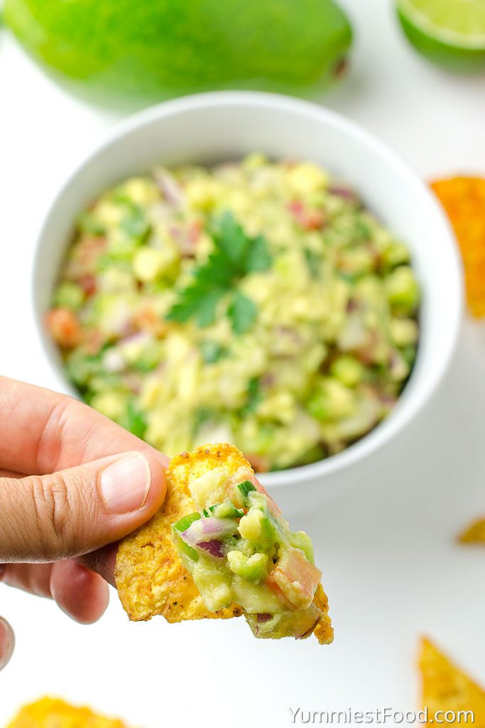 Easy Guacamole Dip – Recipe from Yummiest Food Cookbook