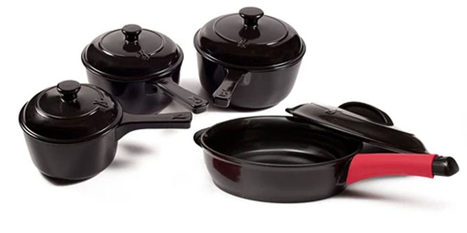 Solid 100% ceramic cookware