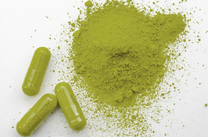 Maeng Da Kratom Powder and Capsule