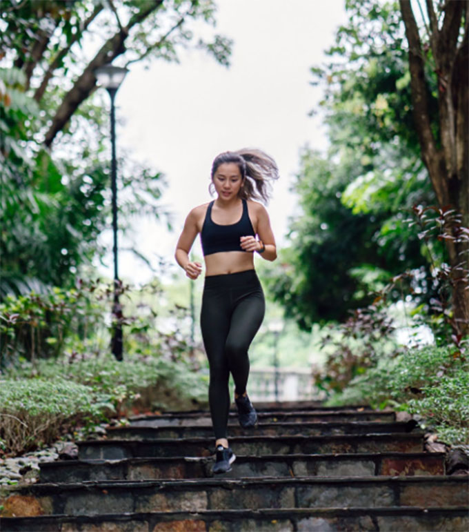 girl running