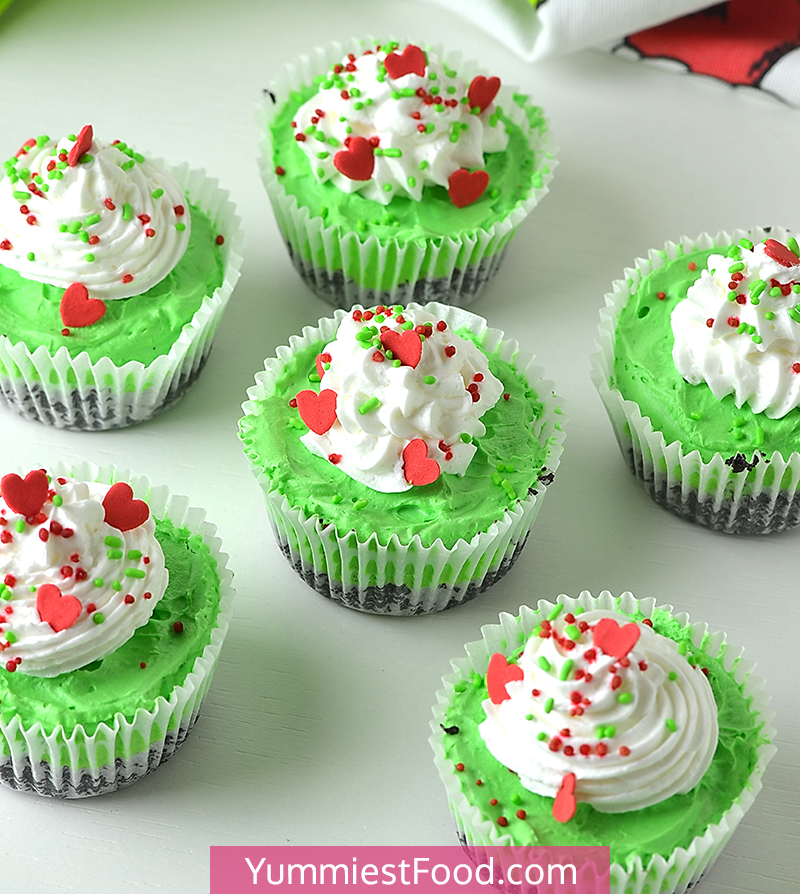 Grinch Mini Cheesecakes